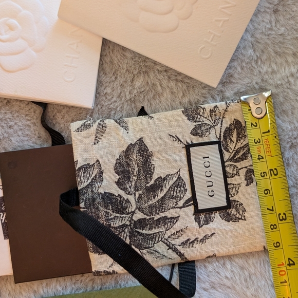 Bags - Picture 7 of 8